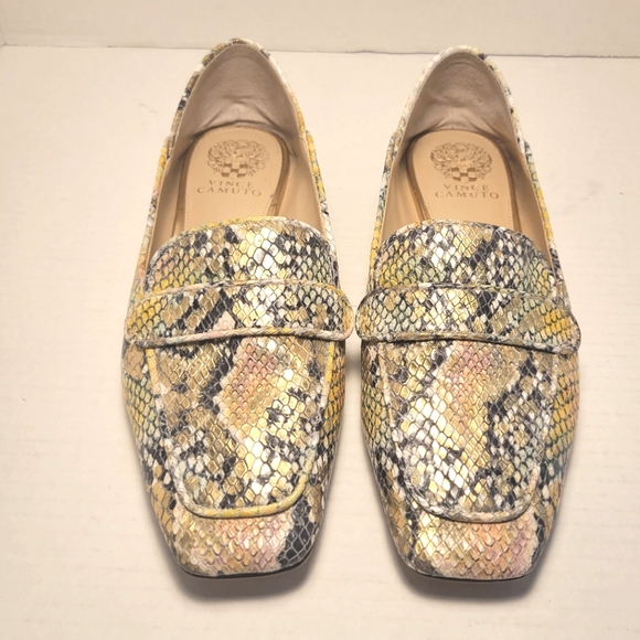 NWOT VINCE CAMUTO VC Landerla Snake Loafers - Picture 4 of 15